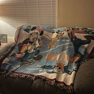 Disney Multicolor Tapestry Throw